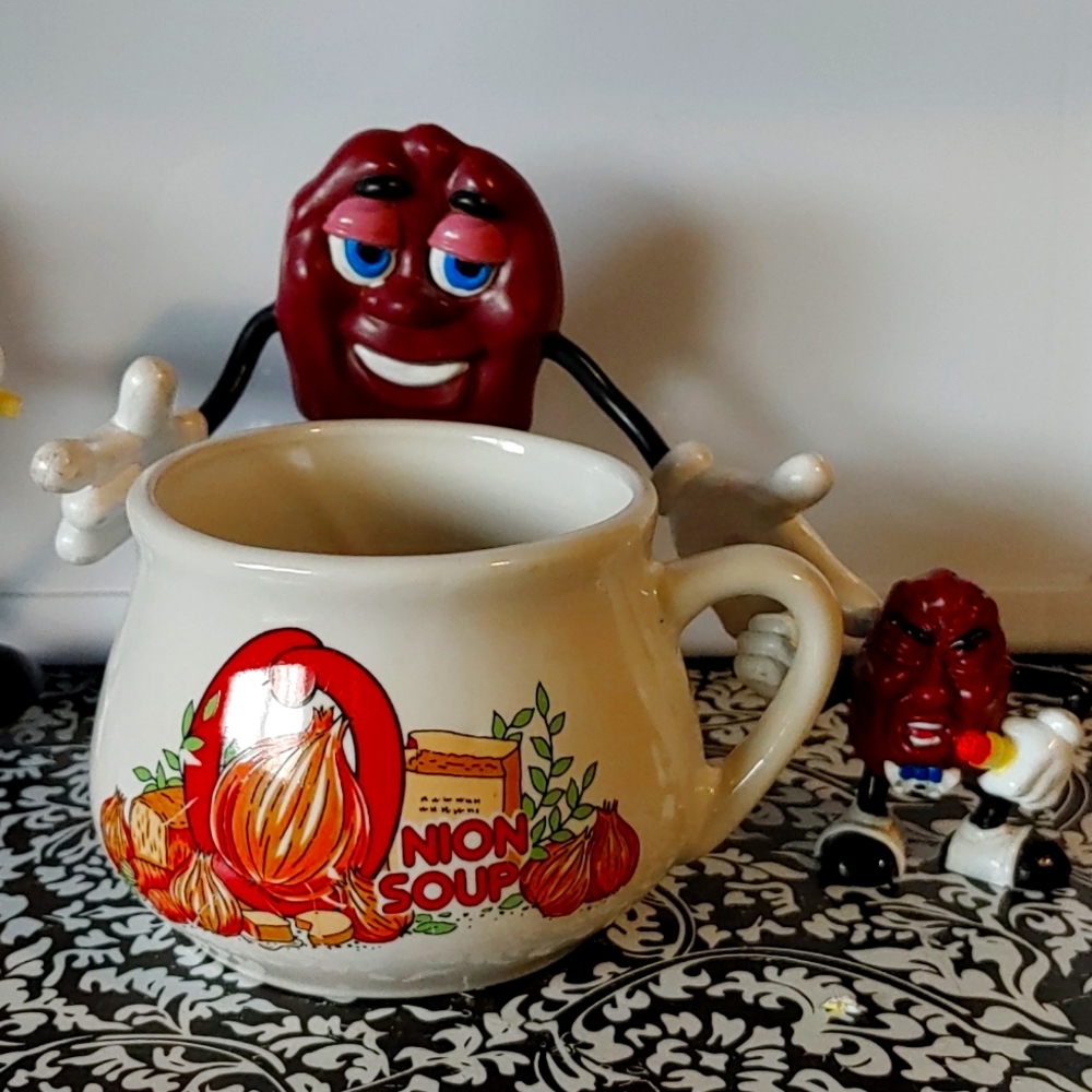 Onion soup mug